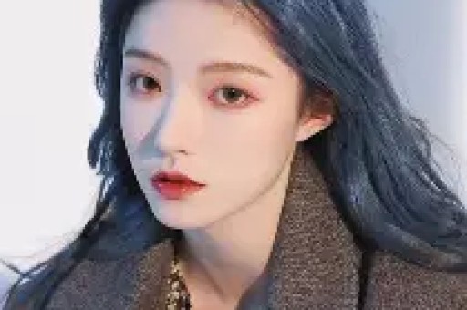 徐帆回应离婚仅10月冯小刚近况曝光和养女徐朵特殊关系引争议