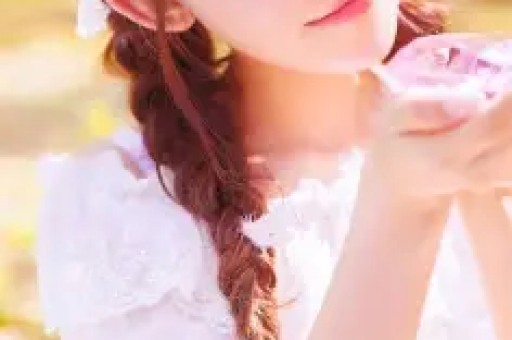 小字不免责！奈雪蹭LABUBU热度彻底翻车网友并不买账